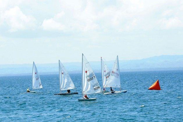 Veleros en alta mar