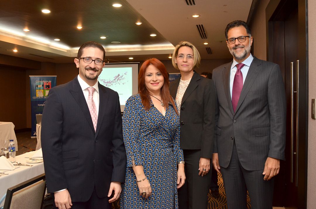 Ros celebra encuentros con clientes
