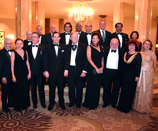 Celebran Gala del Cuerpo Consular