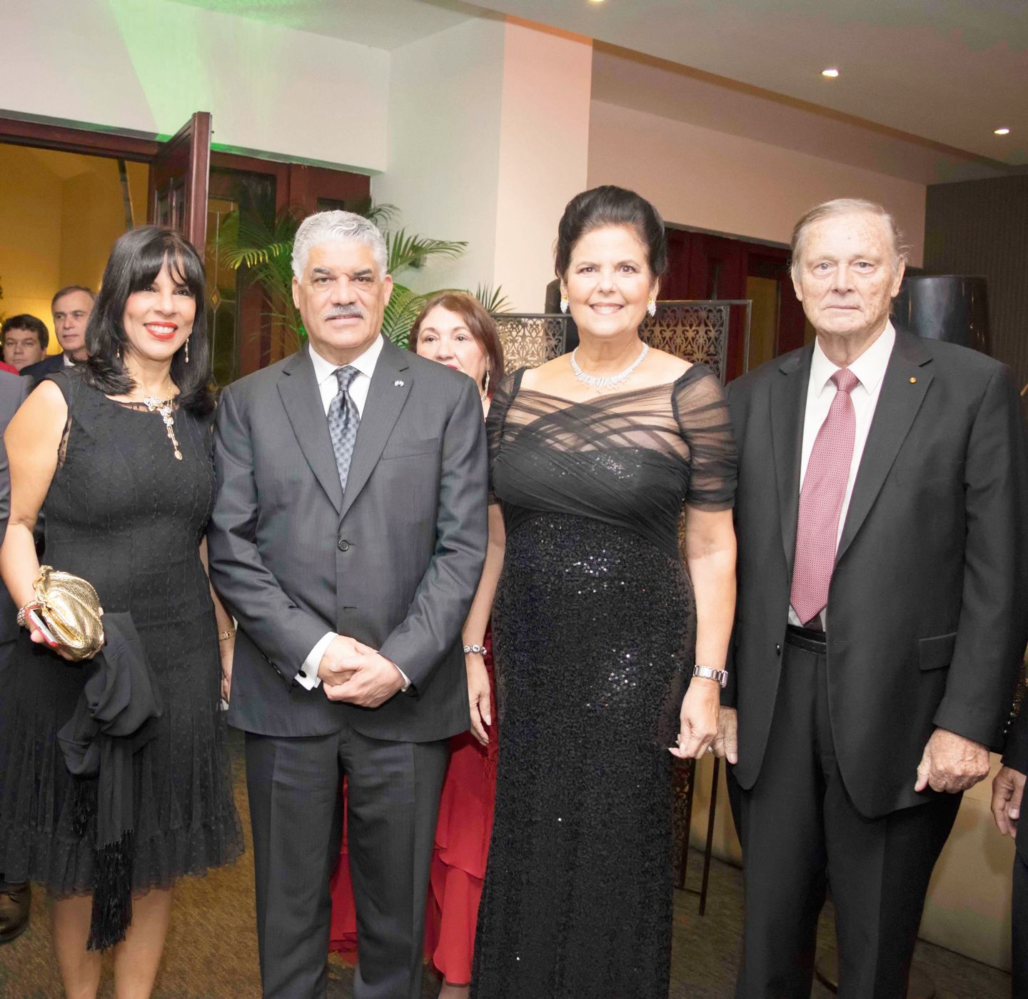 Celebran día del Cuerpo Consular