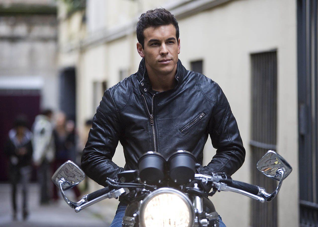 Mario Casas: El Actor Español que se apodera del mundo