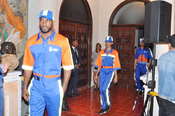Aseo Urbano y Medioambiente visten nuevo uniforme