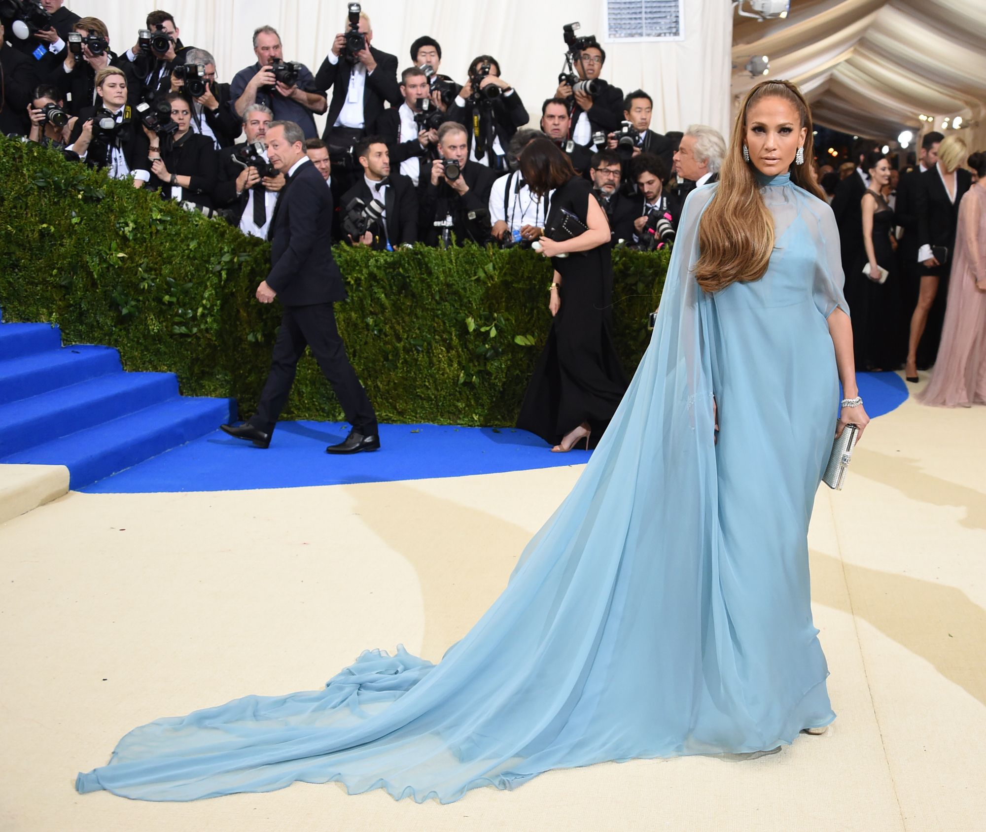 MET Gala rinde homenaje a diseñora japonesa