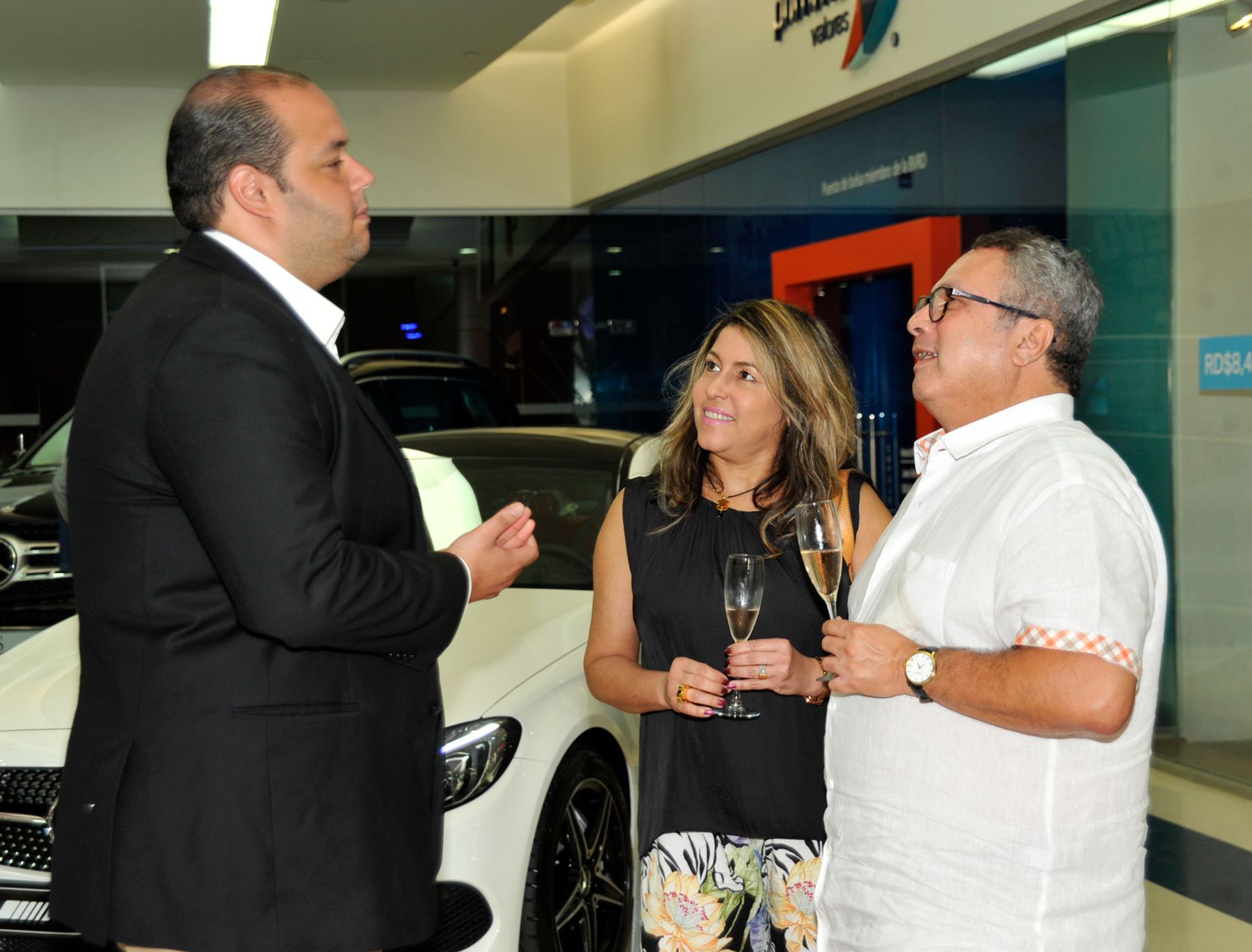 Exhibición de Lujo con la firma de Mercedes-Benz