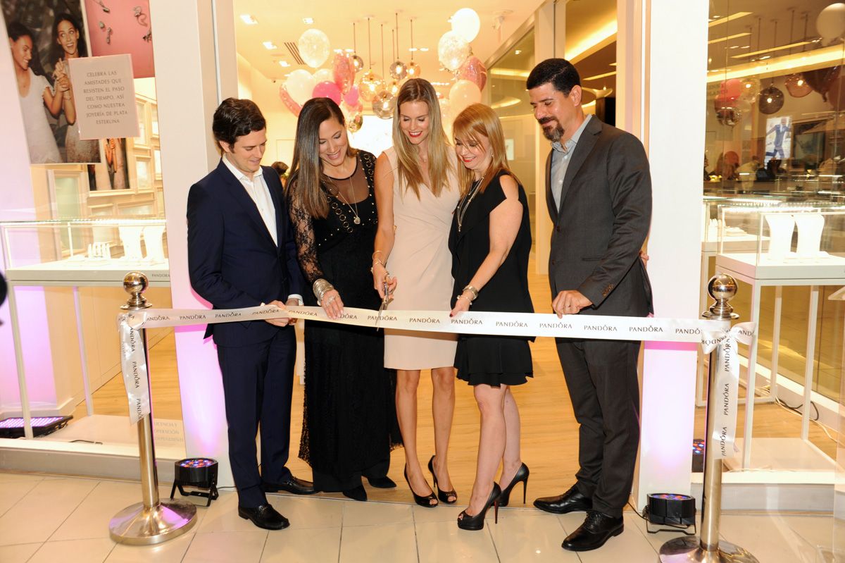 Pandora Ágora Mall reabre sus puertas