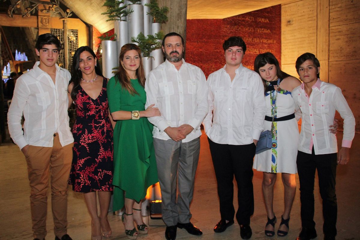 Grupo Puntacana celebra Gala Navideña