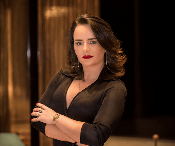 Mariella Stock: “Puedes cambiar de idea, pero ser vencida, ¡jamás!”