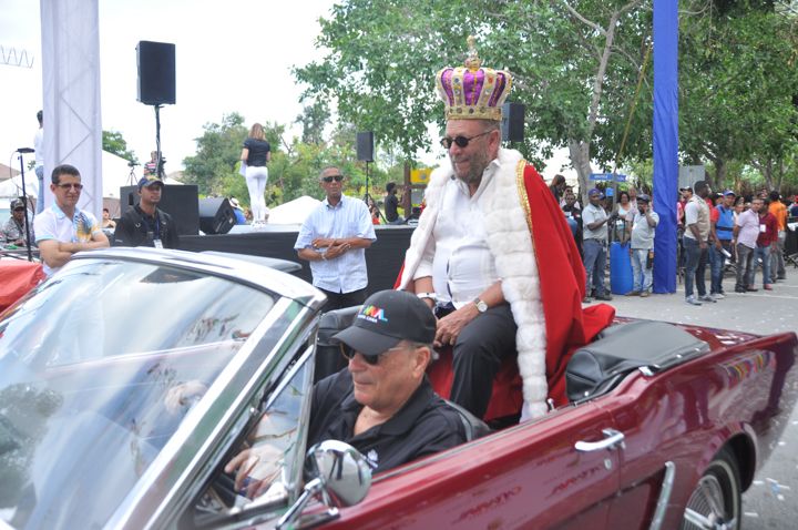 El colorido carnaval de Punta Cana