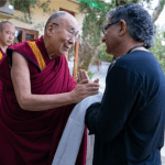 Deepak Chopra: «Cuando tu conciencia es libre, es como un universo sin límites»
