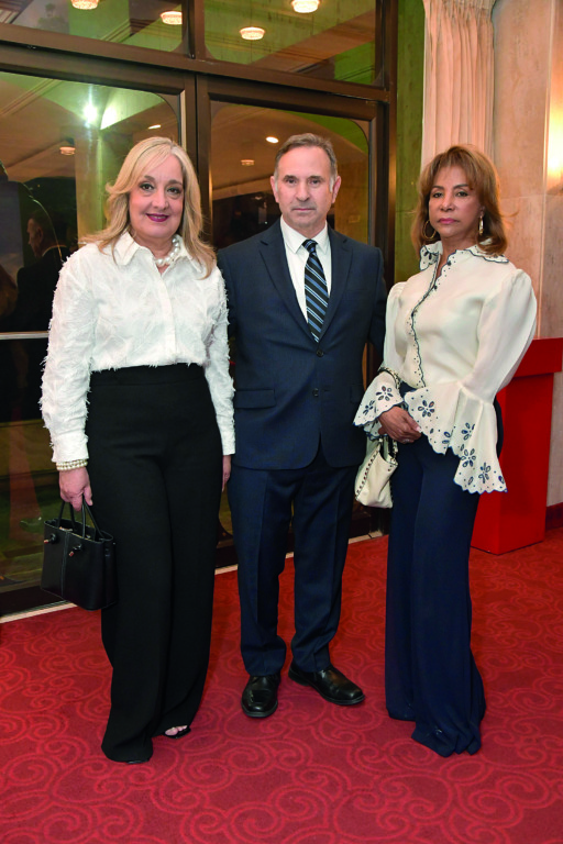 Lisette Troncoso Carlos Veitia y Fatima Guzman