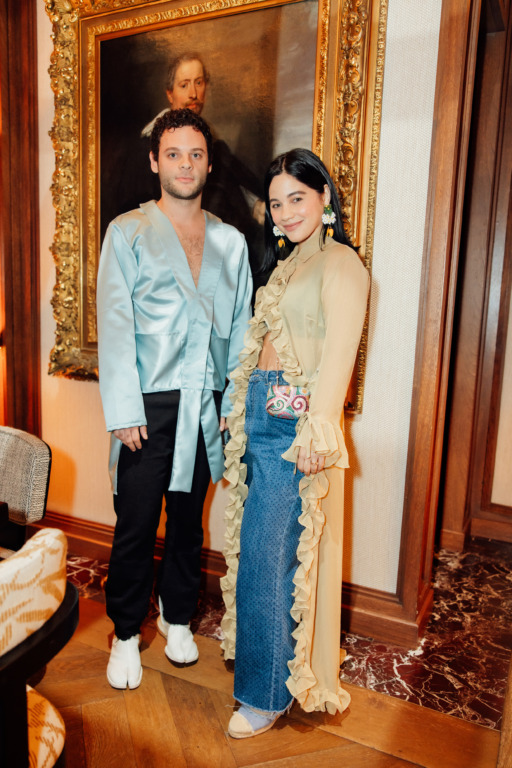 Etro y Castañer presentan una colaboración exclusiva que fusiona artesanía y elegancia atemporal 6 Antonio Alvarez y Gabriela Alvarez
