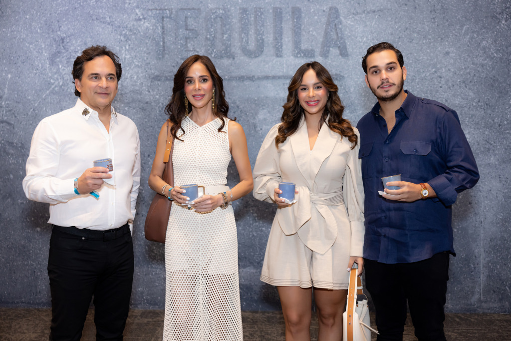 Casa Cuervo presenta ‘World of Tequila’: una experiencia inmersiva 11 Manuel Castillo Letty Rivera Ximena Castillo Omar Cohen 1