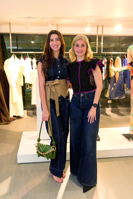 Gamundi-Houellemont lanza su marca con la colección “Isleño” en Indómita 6 Mariu Jones Angie Polanco