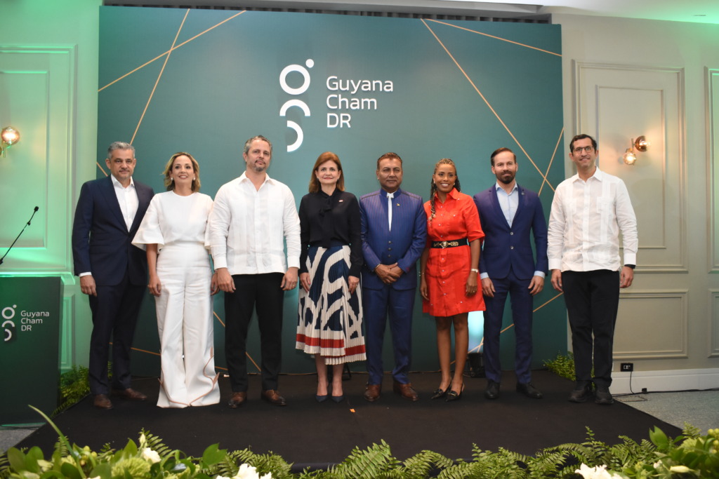 Guyana y República Dominicana consolidan su relación comercial en encuentro empresarial 1 PRINCIPAL Ramon Caceres Isabel Puig Miguel Angel Gonzalez Raquel Pena Peter Ramsaroop Lily Foo Hugo Perez y Roberto Herrera 1
