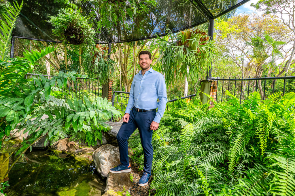 En Portada: Andrés Bisonó León 5 Ritmo Social Botanico 1
