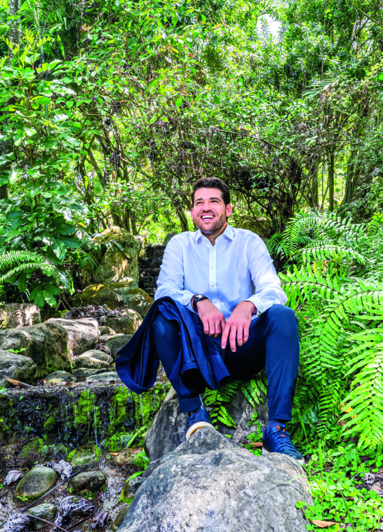 En Portada: Andrés Bisonó León 11 Ritmo Social Botanico 10