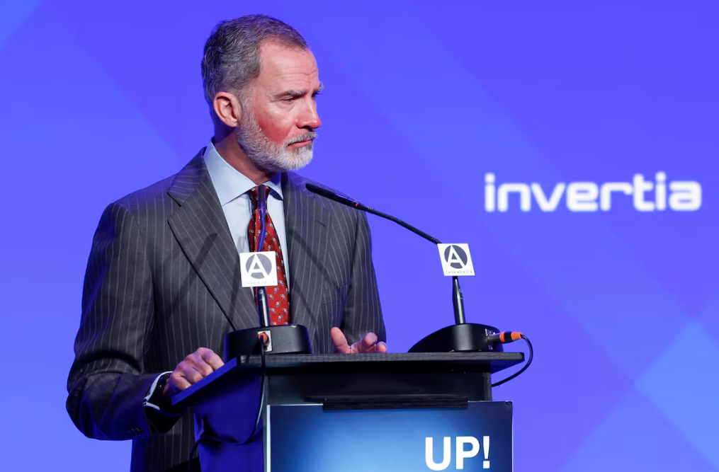 El Rey Felipe VI inaugura el V Foro de Economía de España con un llamado urgente a la defensa europea 1 image