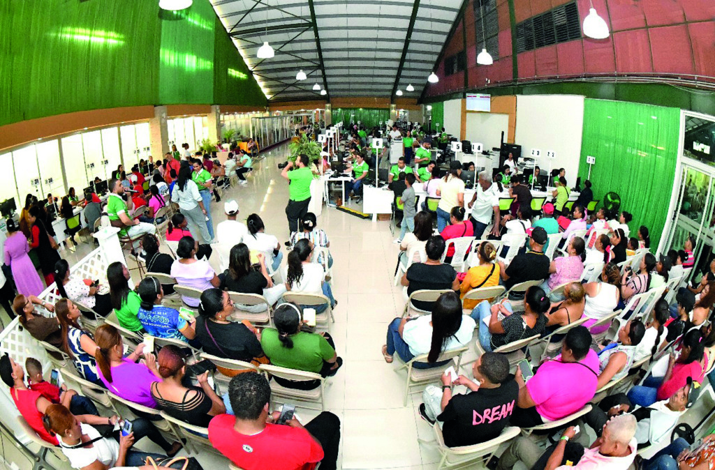 Feria Madre Feliz, un hito de la mano de la Cooperativa Vega Real para todas las familias 1 VEGA REAL 1