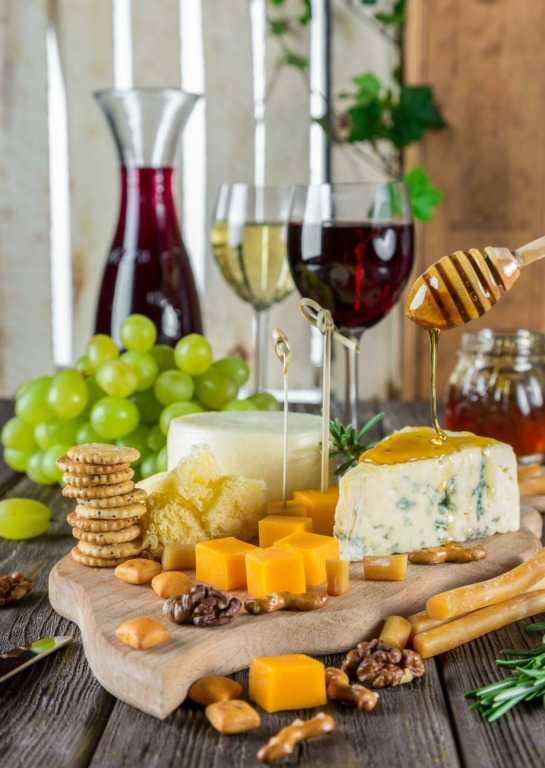 Vinos y quesos; cómo combinarlos para vivir una experiencia exquisita 3 pexels pixabay 248413