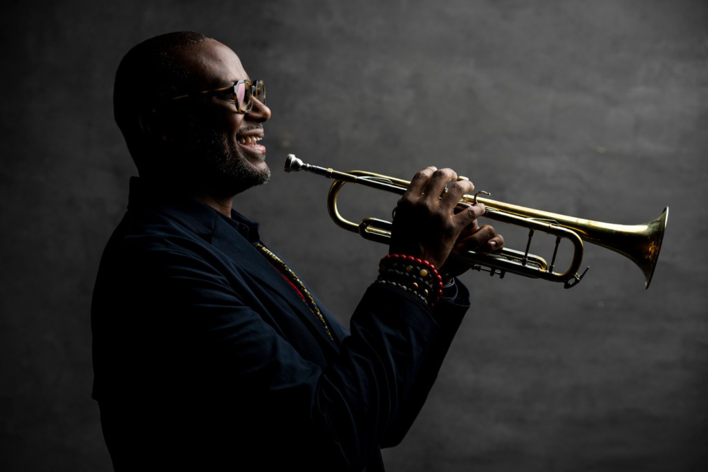 Jazz en dominicana entrevista a Sean Jones con motivo a sus presentaciones en el país con la NYO Jazz 1 Jazz