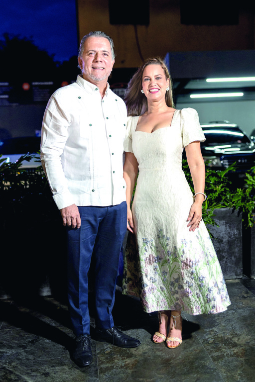 3 Robert Jimenez y Scarlet Batista