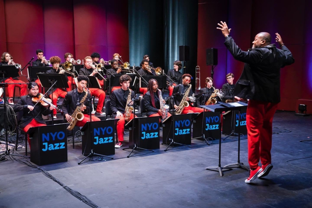 Jazz en dominicana entrevista a Sean Jones con motivo a sus presentaciones en el país con la NYO Jazz 3 4. Sean Jones leading the NYO Jazz