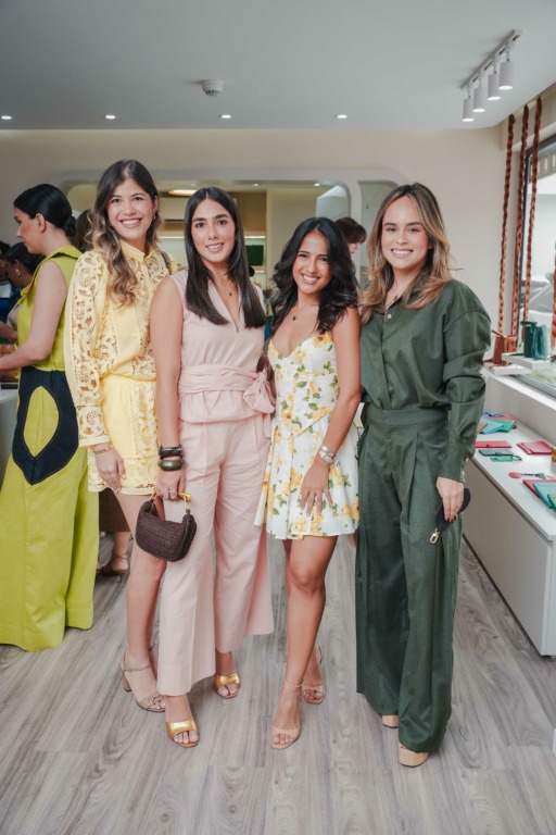 Beatriz Abud Gabriella De La О Paloma De La Cruz y Dhayra Hernandez