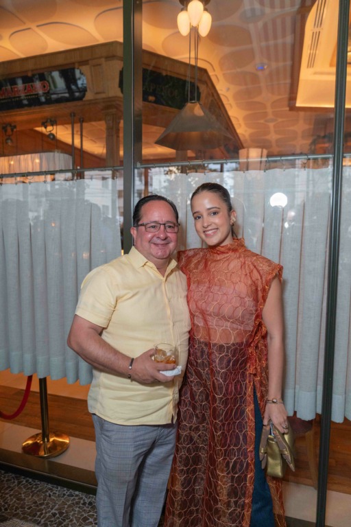 BlueMall Santo Domingo celebra a los padres con su nueva promoción “For Him From BlueMall” 4 Javiersanabriaysophiasanabria