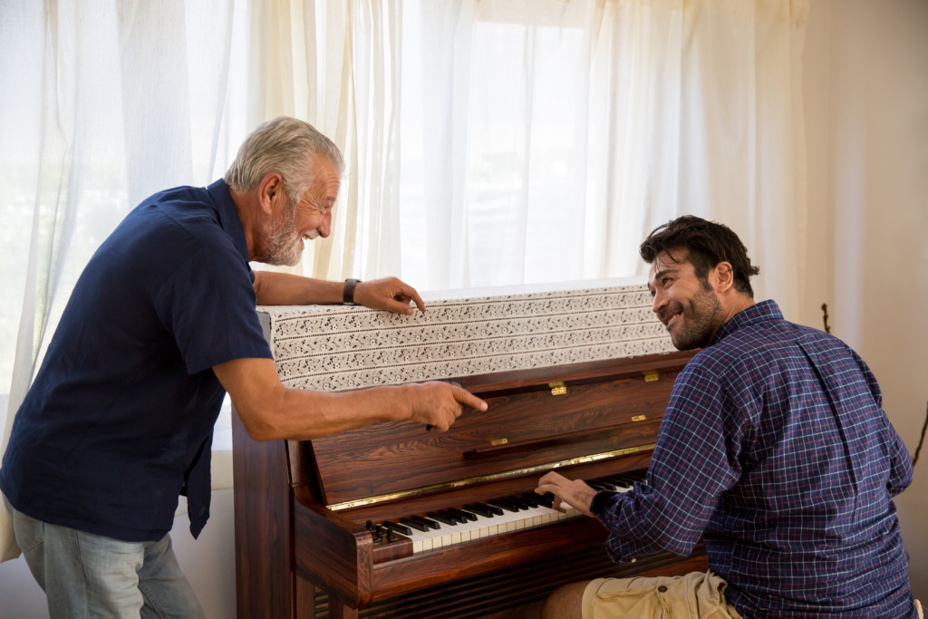 Herencias con estilo: hobbies transmitidos por los padres y abuelos a las nuevas generaciones 4 shutterstock 1958537431