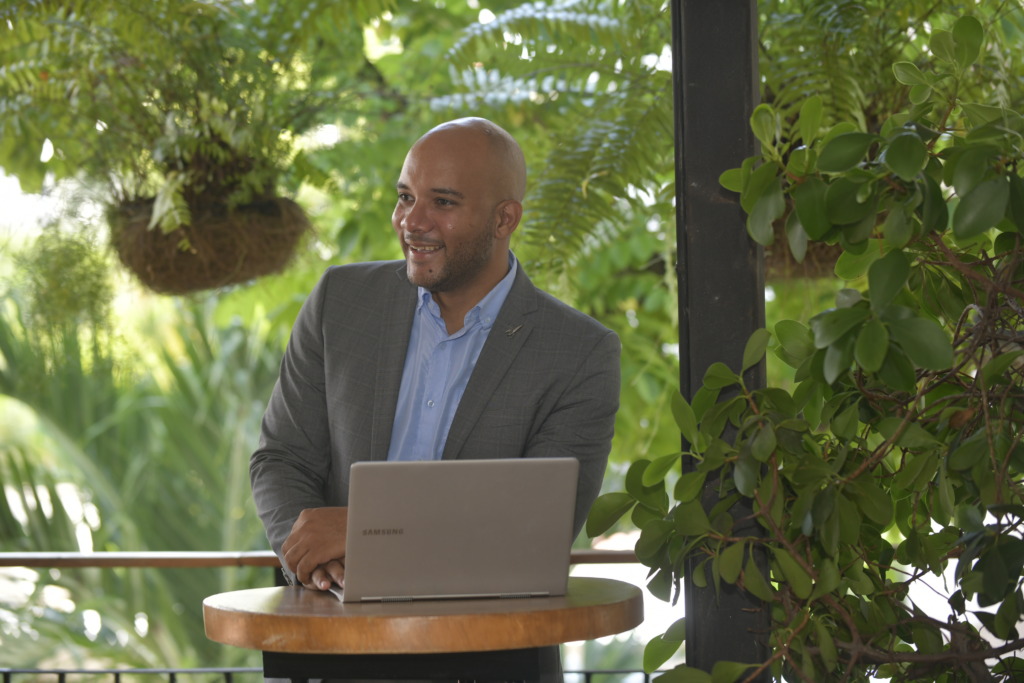 Eddy Alvarado: Cultivando el futuro con Inteligencia Artificial a través de Agro360 4 JCP5350