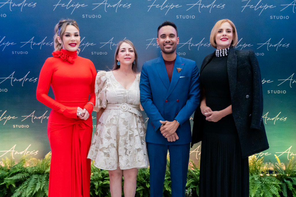 Foto Principal 2174- Luz García, Allendy Méndez, Felipe Andrés Méndez y Rocío Regalado