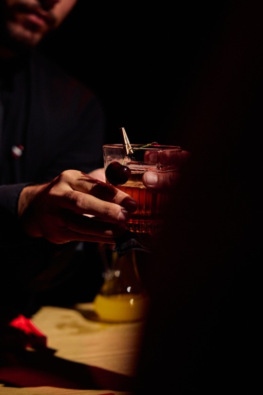 Negroni Week 2025 inicia en República Dominicana con una noche de arte y sabor en Altri Tempi. 4 Trago Negroni