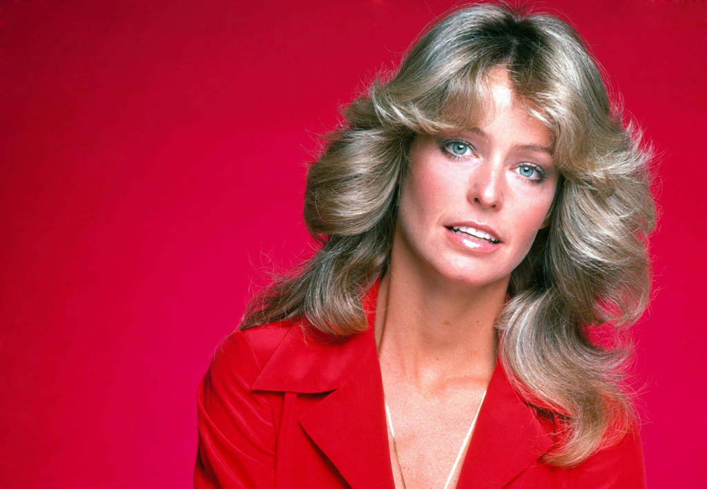 Los estándares de belleza impulsados por el séptimo arte: Un Recorrido por los looks más icónicos del cine 3 imagenes de farrah fawcett