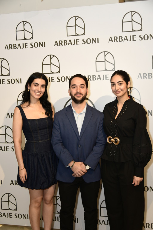 Arbaje Soni: La marca encuentra al diseño 2 Arbaje Soni - Esther Abinader, Nabil Madera y Graciela Abinader