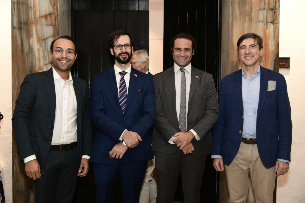 Celebración del cine y la lengua italiana en santo domingo: un viaje cultural desde Cerdeña 4 Sergio Hernández, Rodolfo Colaci, Pietro Bellingjeri y Giovanni Fois