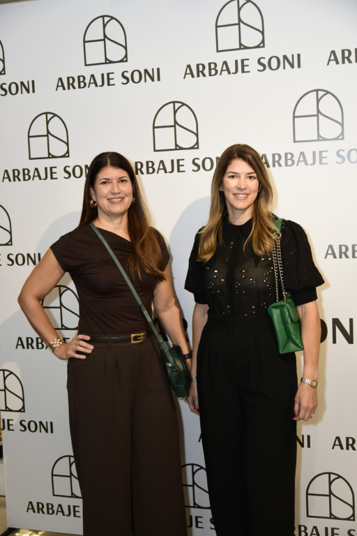 Arbaje Soni: La marca encuentra al diseño 4 Arbaje Soni - Shirley Desangles y Lashmi Desangles