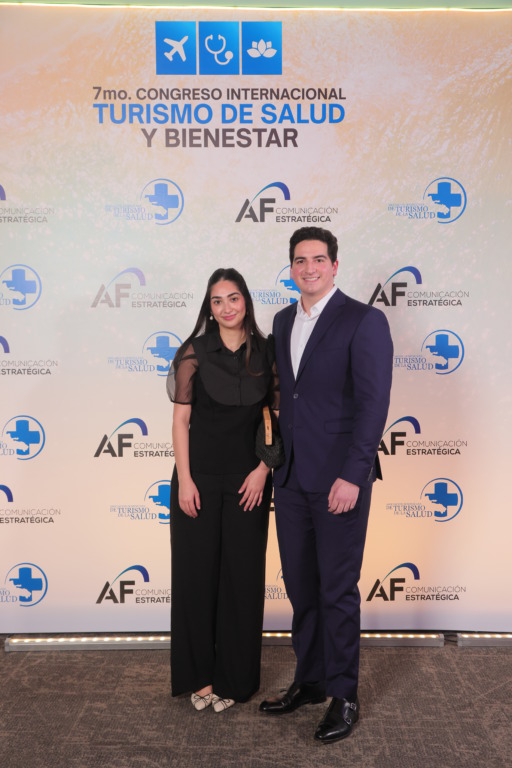 7.º Congreso Internacional de Turismo de Salud y Bienestar consolida a República Dominicana como líder regional y destino #19 del mundo 8 FOTO 6 Graciela Abinader y Ahmed Hasbun