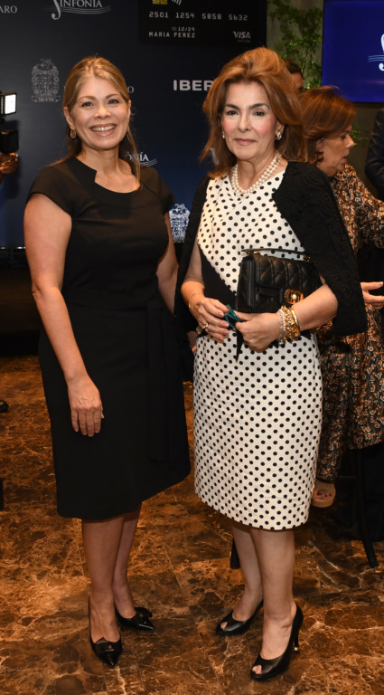 Banco López de Haro y Fundación Sinfonía firman acuerdo de colaboración para impulsar la formación y movilidad internacional de jóvenes músicos dominicanos 2 Foto 5 Ana Adela Vasquez y Maritza Zeller de Bonetti