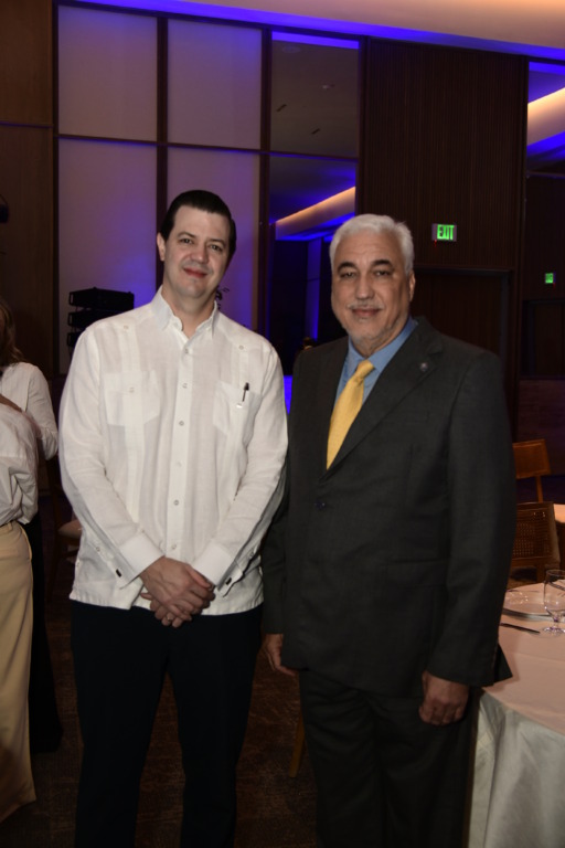FUNDAPEC celebra su 58 aniversario con panel de líderes empresariales sobre educación y competitividad 3 Orlando Prieto y Erick Perez