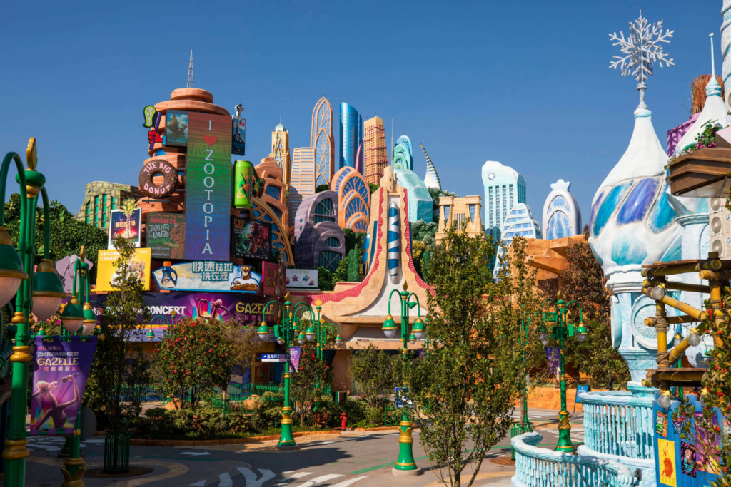 Shanghai-Disneyland-Zootopia-Land-by-Day