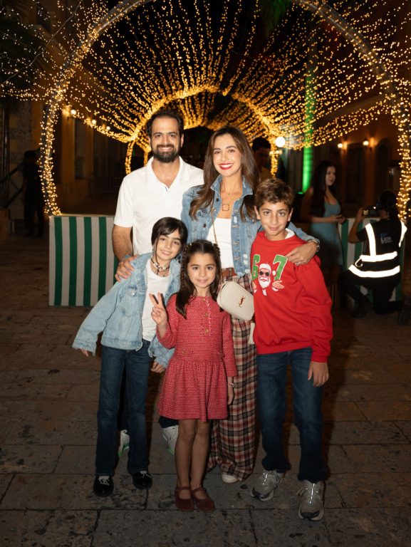 La ciudad destino Cap Cana vibra con su tradicional Christmas Boat Parade 3 12. Familia Hazoury Yunen 2824