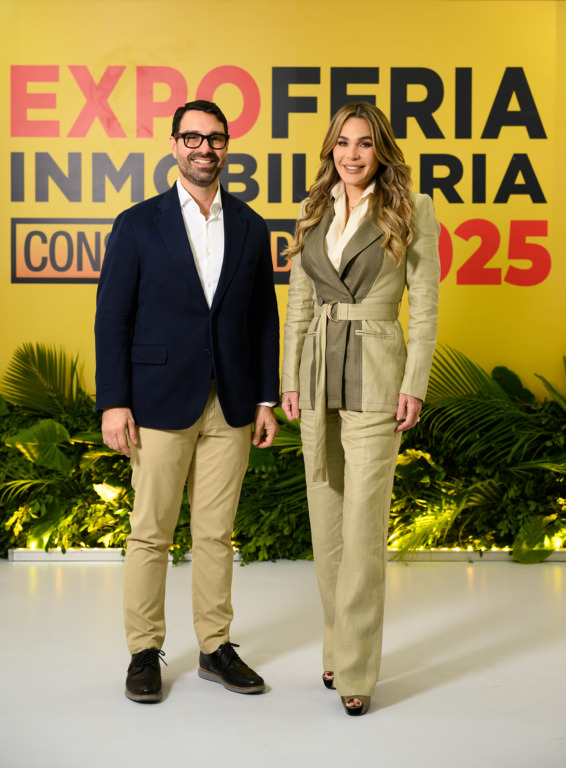 Expo Feria Inmobiliaria Construmedia realizó con éxito su 13.ª edición 2 5 Eric Perezmella y Luz Garcia