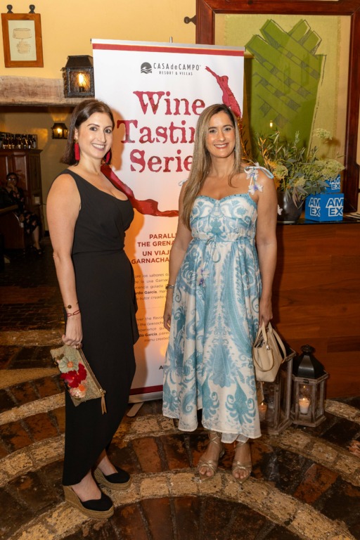 Wine Tasting Series 2025 en La Piazzetta 5 Claudia Malek y Luicelle Gonzalez