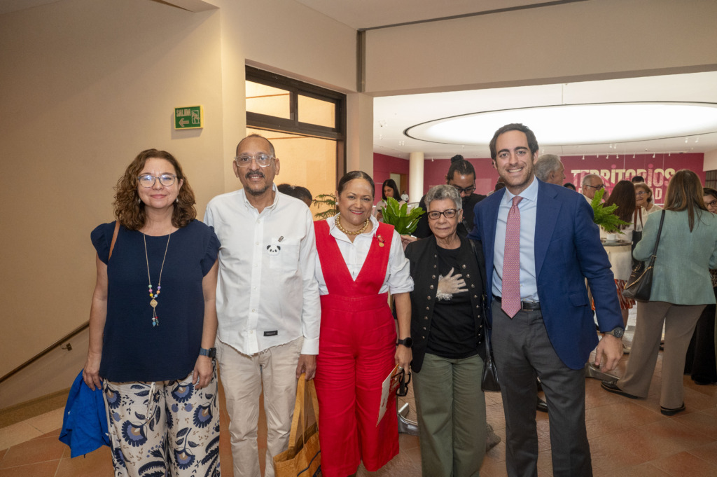 El Prado en nosotros llega a Santiago 3 Miriam Redondo Orlando Isaac Sara Hermann Mayra Jhonson y Ricardo Gonzalez