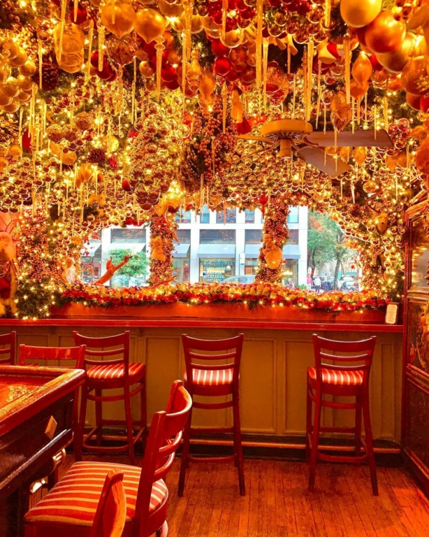 Rolf’s German Restaurant : el santuario Navideño en el centro de Nueva York 4 Restaurante Rolfs NYC Navidad todo el ano