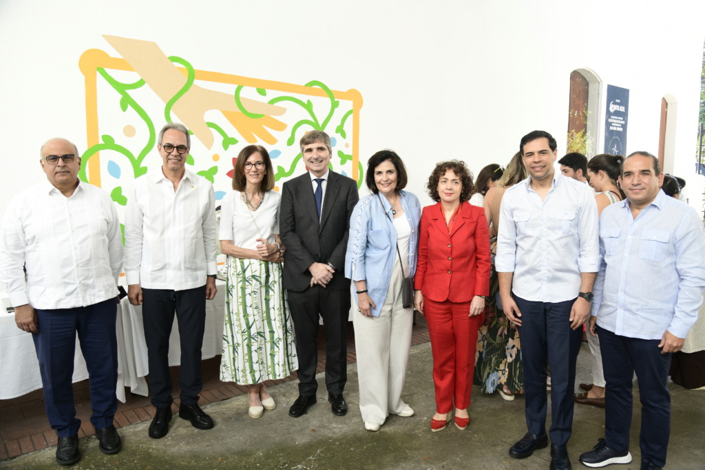 CENTRO LEÓN inauguran «El Prado en nosotros» en Santo Domingo como parte de un recorrido nacional 10 DSC3875