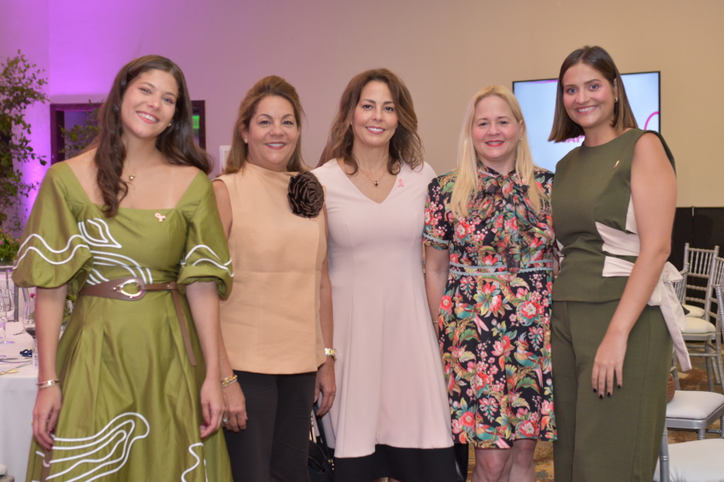 Un almuerzo que miró hacia la vida 4 Foto 5 Pamela Alvarez Lissette Fuentes Sabrina Diaz Dana Purcell e Isabella Alvarez