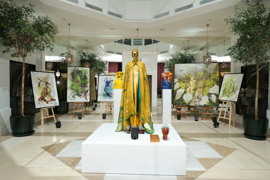 EL VUELO INTERIOR DE LA ARTISTA DOMINICANA YUBO FERNÁNDEZ TRIUNFA EN MADRID 1 La20muestra20integra20artes20plc3a1sticas2c20mc3basica20y20piezas20pre seleccionadas20al20Premio20Reina20Sofc3ada