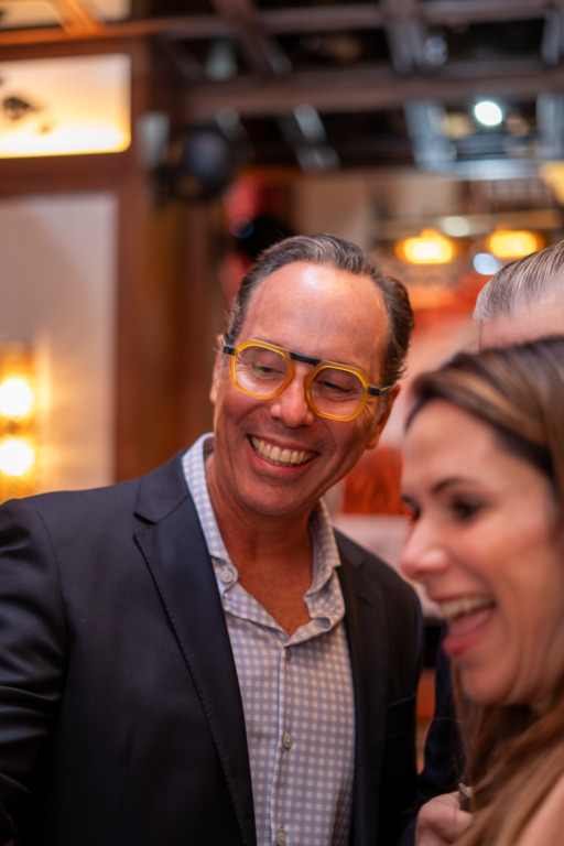 Forbes celebra su relanzamiento en República Dominicana 6 Leo Shamis y Vanessa Gaviria