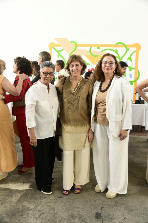 CENTRO LEÓN inauguran «El Prado en nosotros» en Santo Domingo como parte de un recorrido nacional 4 Mayra Jonson Ines Jobo y Miriam Arredondo